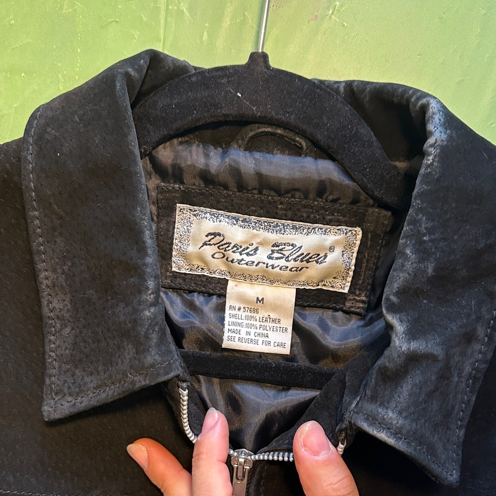 Vintage Elegant Black Leather Long Jacket - Picture 5 of 5
